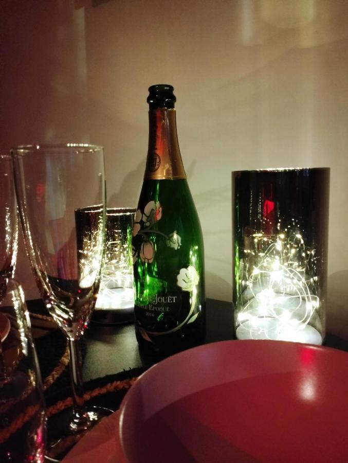 Villa Escapade En Champagne Moments Conviviaux Entre Amis, Famille Épernay Esterno foto